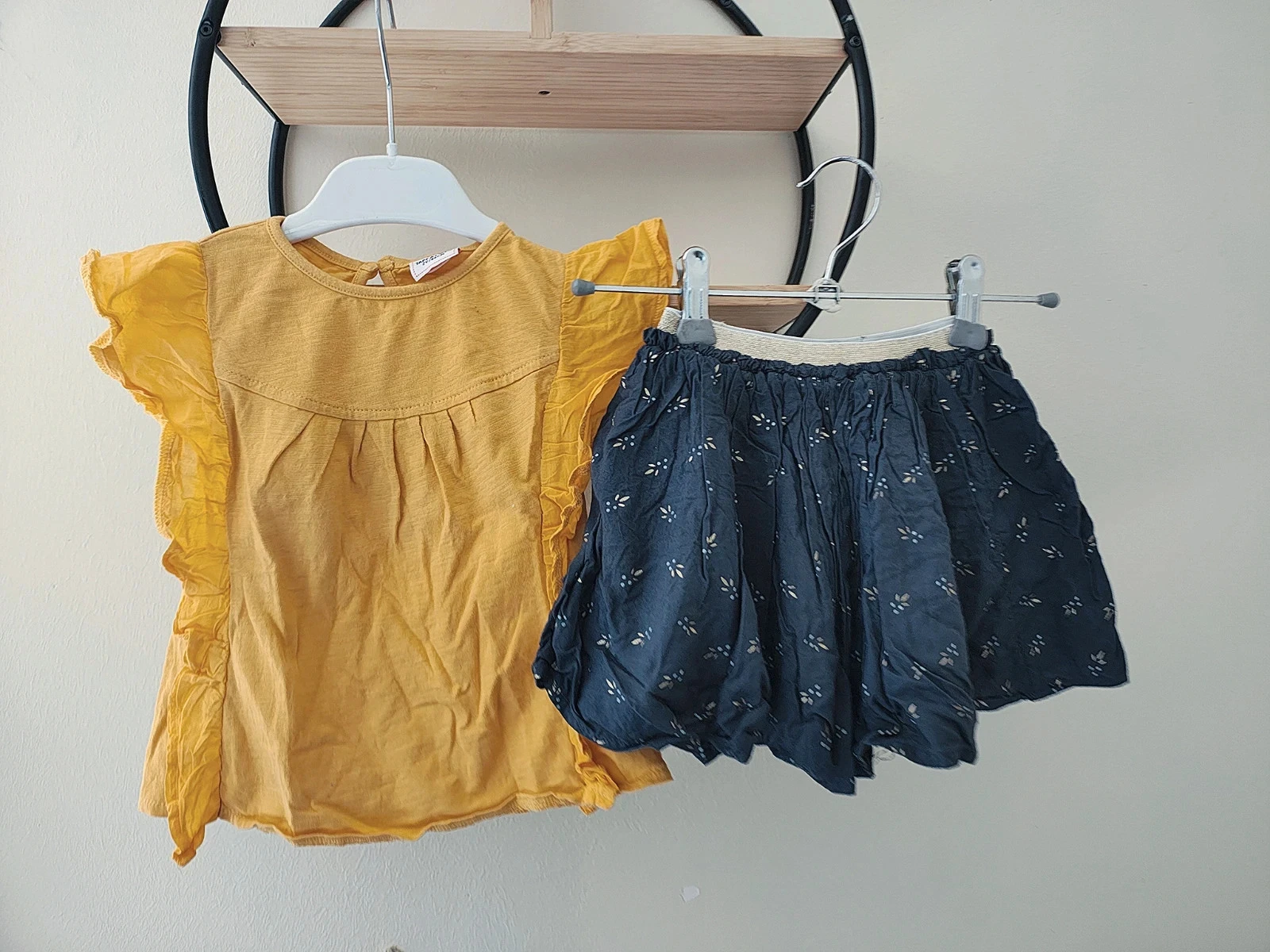 2 ans ensemble été tape a l oeil teeshirt et jupe 86 cm